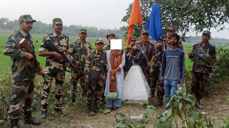 পতাকা বৈঠকে দুই বাংলাদেশিকে ফেরত আনল বিজিবি